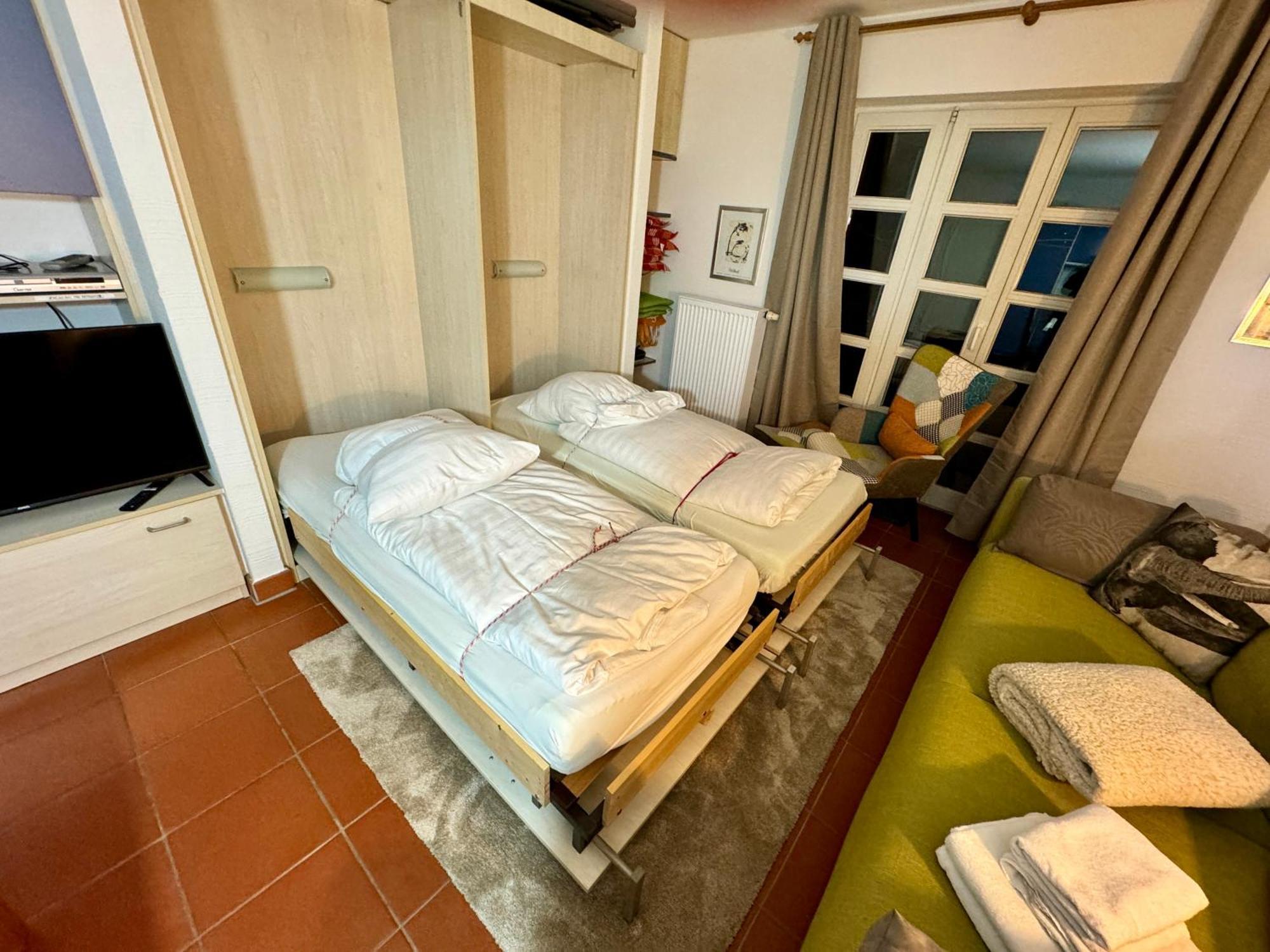 Moewenblick Bakenberg-41 Ferienwohnung Mit Terrasse, Doppelbett, Schlafsofa, Vollstaendige Komfortkueche Dranske Exterior photo