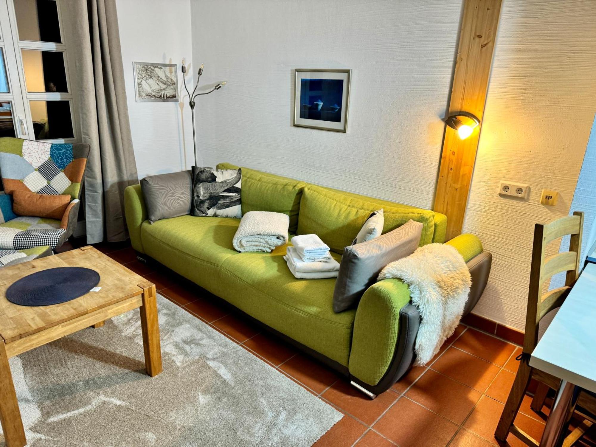 Moewenblick Bakenberg-41 Ferienwohnung Mit Terrasse, Doppelbett, Schlafsofa, Vollstaendige Komfortkueche Dranske Exterior photo